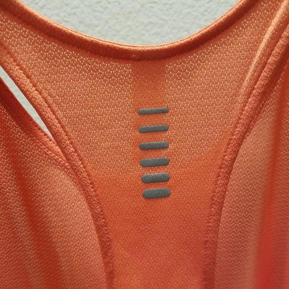 Under Armour Womens Large Tank Salmon - Picture 6 of 13